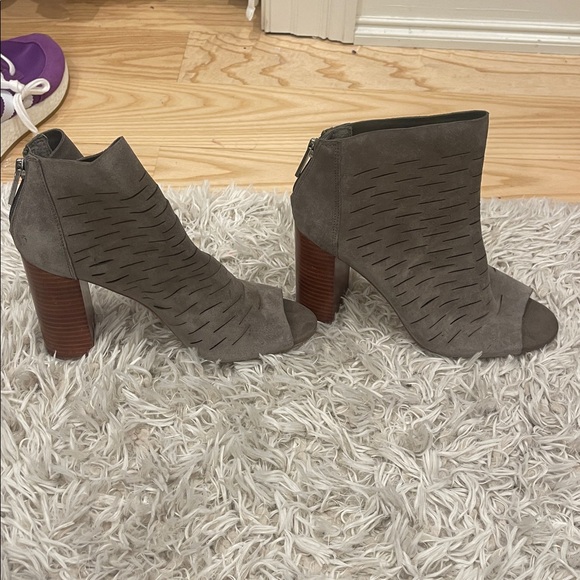 1. State Taupe Suede Ankle Booties brand new women’s 7.5 - Picture 9 of 12